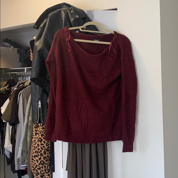 Burgundy Off Shoulder Knitted Sweater - Picture 4 of 4